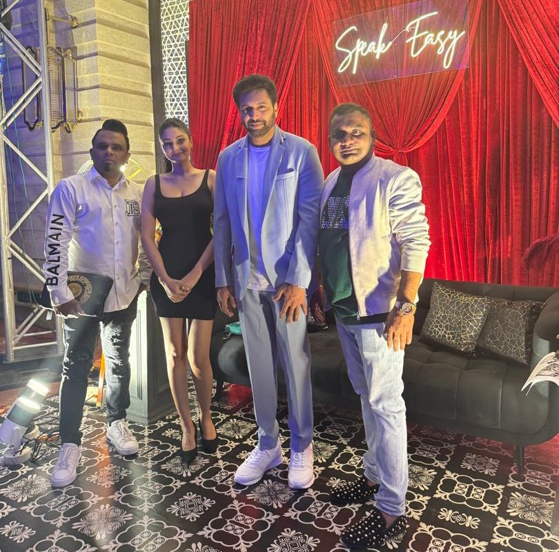ungalsanam's tweet image. Congratulations for Launch of @RaviMohanStudio 🌟
#BroCode Film @karthikyogidir
Memorable evening with Actor @iam_RaviMohan , Mr Sahul Mr Harekrishna Bathumalai ,
Mr Arumugam
#aksfilmproduction #Malaysia
