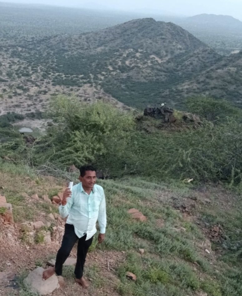 UMMEDA RAM BRIJWAL (@brijwalummeda) on Twitter photo राह संघर्ष की जो चलता है,
     वो ही संसार को बदलता है,
जिसने रातों से जंग जीती,
     सूर्य बनकर वही निकलता है!
Good Morning! 🙏🍃 राह संघर्ष की जो चलता है,
     वो ही संसार को बदलता है,
जिसने रातों से जंग जीती,
     सूर्य बनकर वही निकलता है!
Good Morning! 🙏🍃