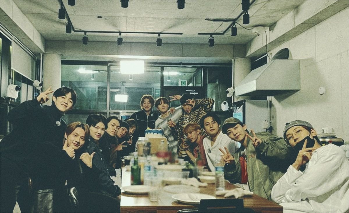 nessluvsvt's tweet photo. seventeen is 13 always and forever!! https://t.co/P6WhtqkHiB