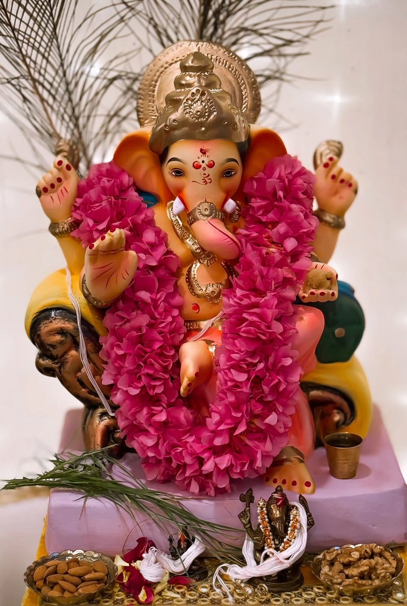 pmflorida26's tweet photo. ॐ गं गणपतये नमः 🙏 https://t.co/bOxhCxXlrU