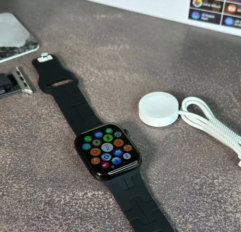 E karo o, Oni smartwatch yin ti de o

Buy your grade A Microwear X10 here 

Dynamic island for notifications
Always on display
Double tap to pick calls

You get :
A smart watch
A screen guard 
A magnetic charger
 Price:💰60K

Nationwide delivery 🚚 
Kindly RT🙏