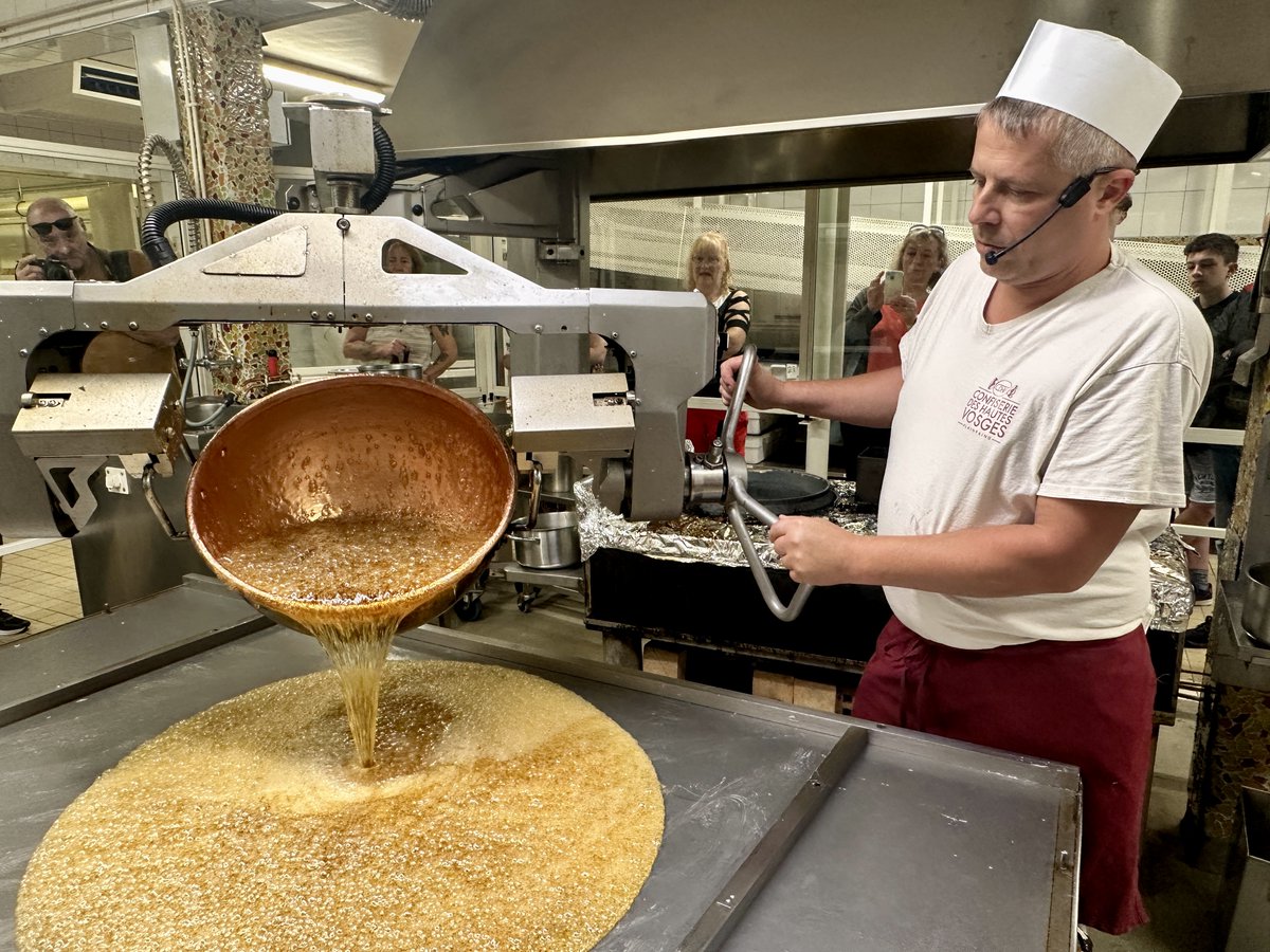 🍬 La Confiserie Des Hautes-Vosges de Plainfaing est l’entreprise agro-alimentaire la plus visitée du pays. L’Ami Hebdo s’est glissé dans les coulisses d’une confiserie qui, depuis près de quarante ans, explique ses bonbons avant de les vendre.
▶️ ami-hebdo.com/confiserie-des…