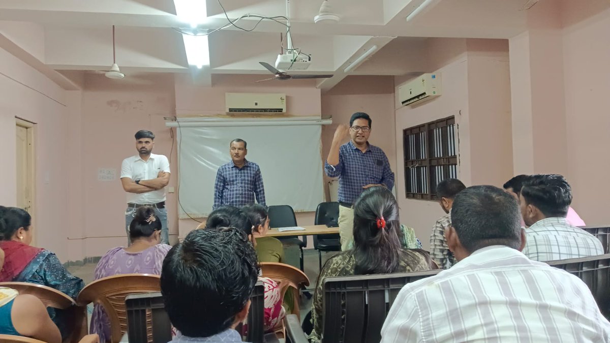 TALUKA HEALTH OFFICE PALITANA tweet media
