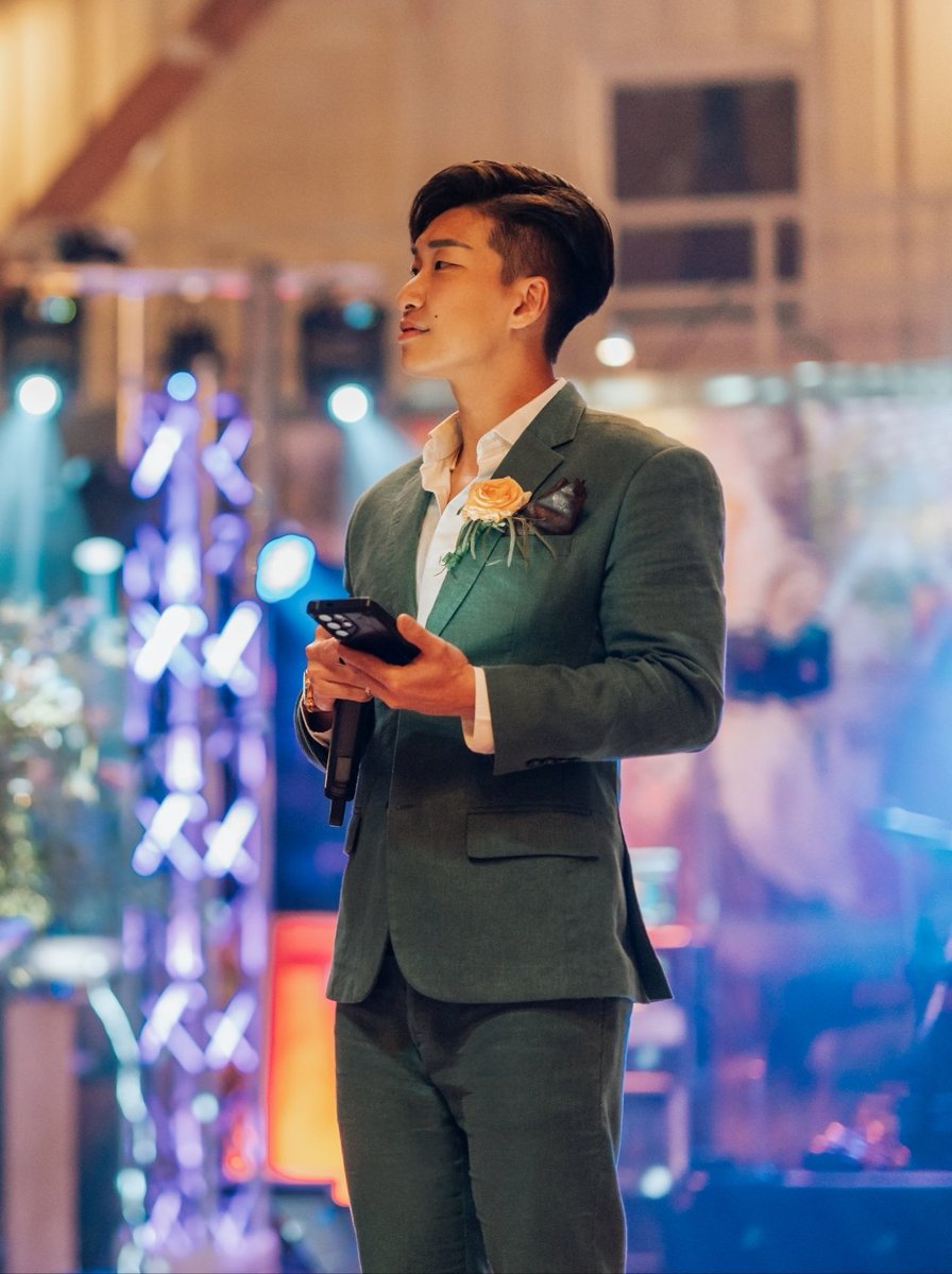 Looking smart in green 🍀