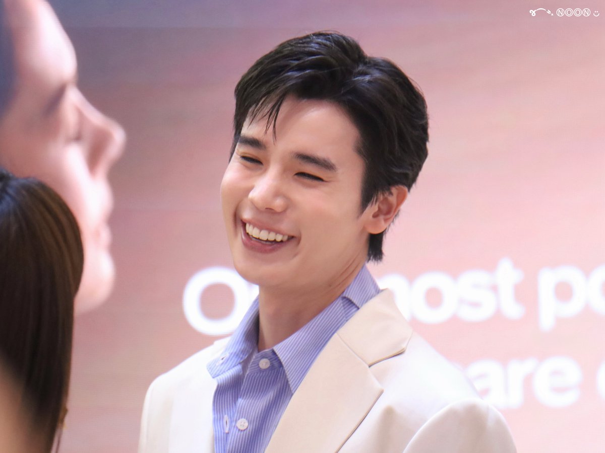 จิมมู่ว์~

JIMMY SHISEIDO MOST POWERFUL 

#VITALPERFECTION 
#PotentialHasNoAge 
#ShiseidoThailand
#jimmyyjp