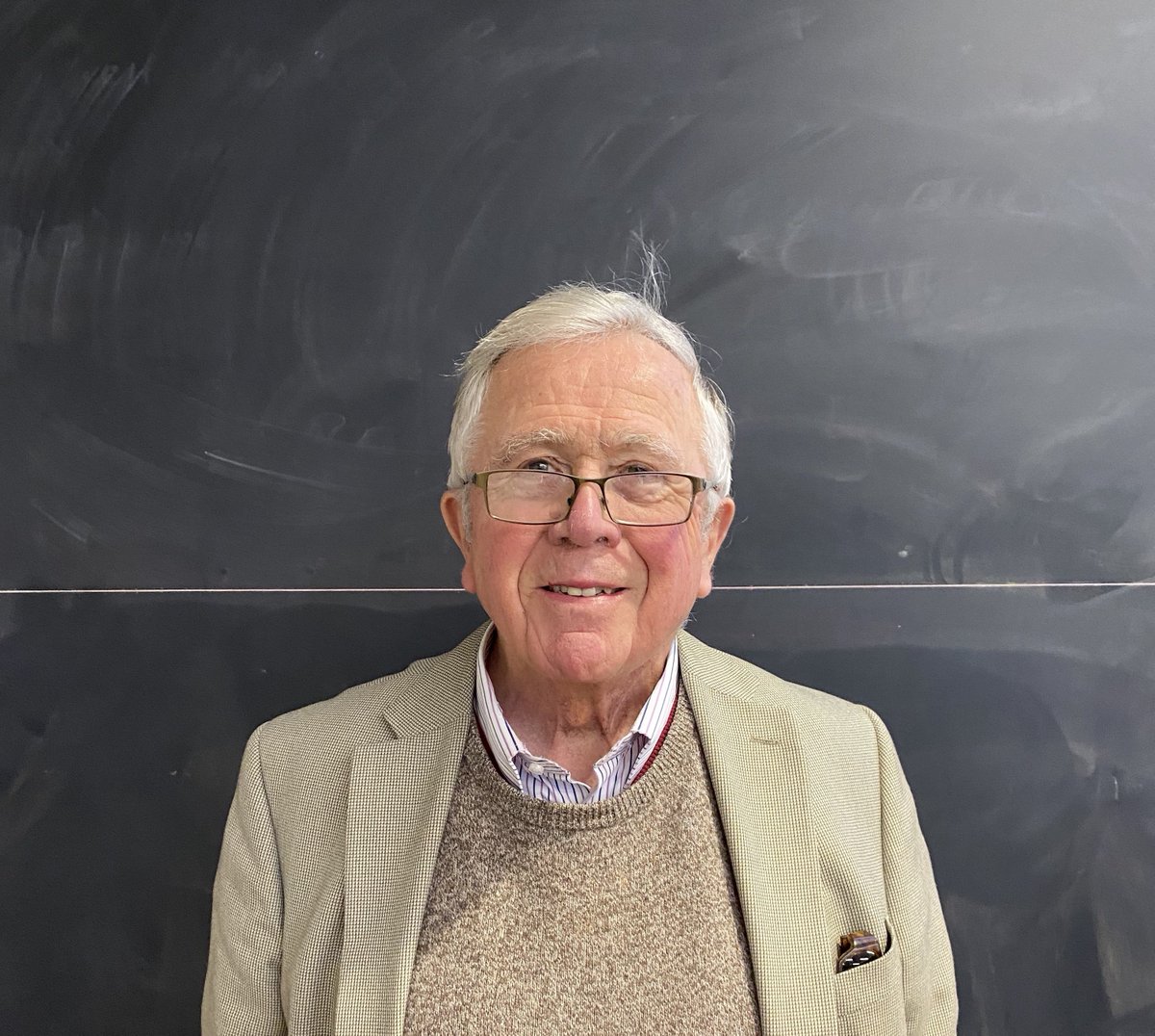 Vale Emeritus Professor Rodney Baxter FAA FRS (1940-2025)

Rodney was a giant in mathematical physics. To celebrate his life, achievements, and impact, join us for Baxter2025.

🗓️8-11 September
📌online and at ANU
🔗Registration is free, head to maths.anu.edu.au/news-events/ev…