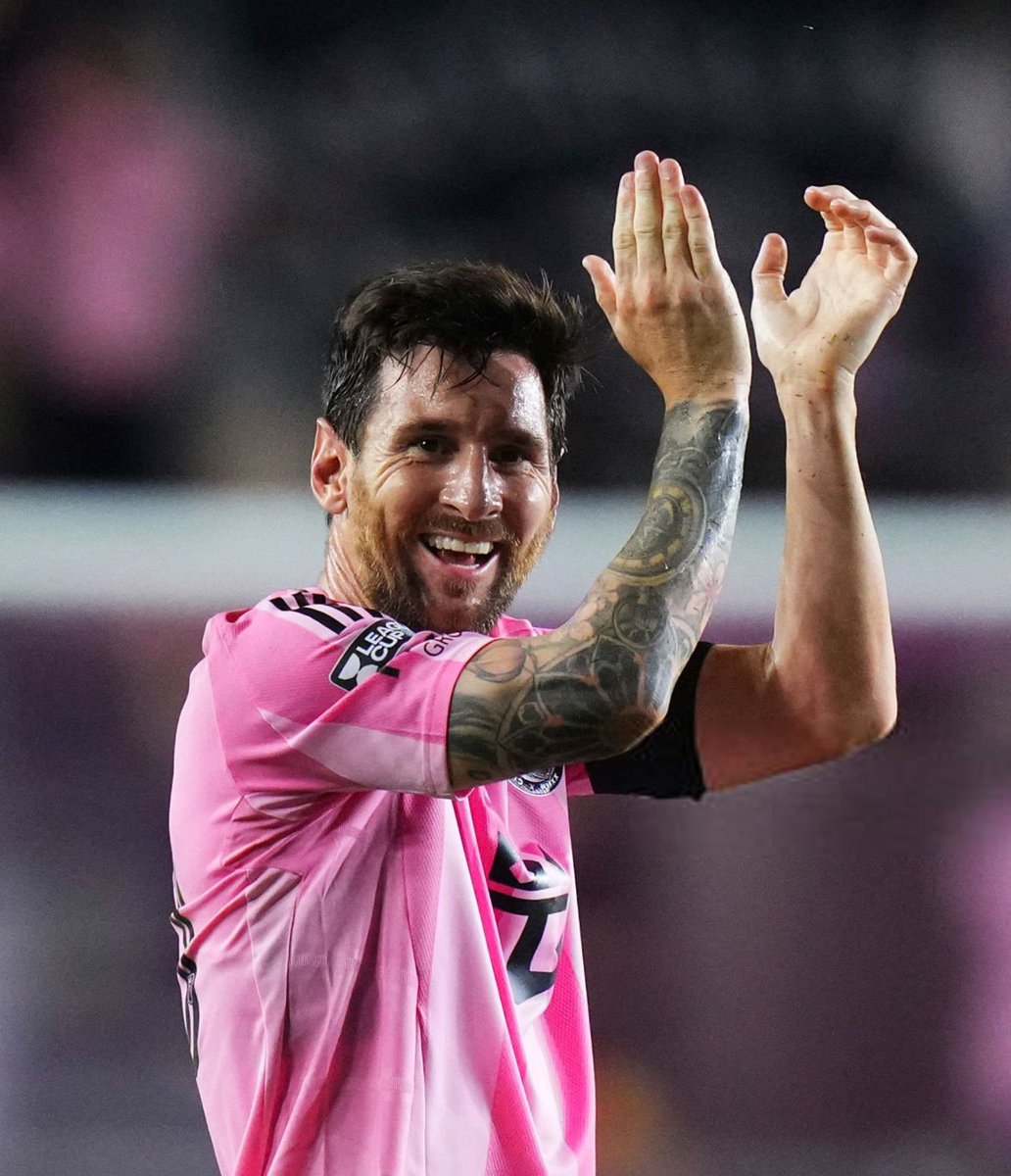 🚨🚨🚨🚨🚨🚨🚨🚨🚨🚨 للتاريخ!!!!!!

الأسطورة ليونيل ميسي هو أكثر لاعب في تاريخ كرة القدم سجل في النهائيات تاريخيًا — 35 هدف ♥️😱