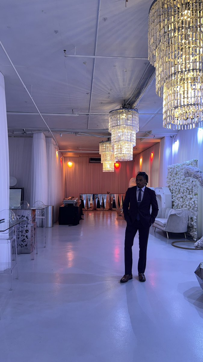 IceManMir's tweet image. Makin money moves 💸🙏🏾❄️