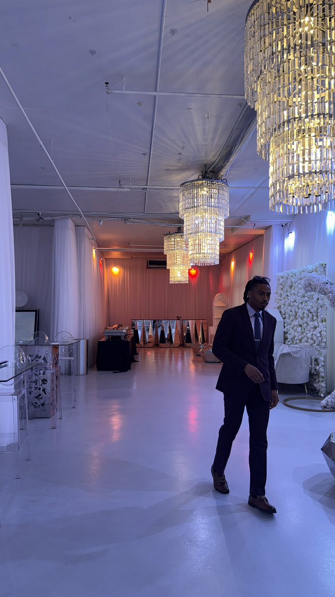 IceManMir's tweet image. Makin money moves 💸🙏🏾❄️