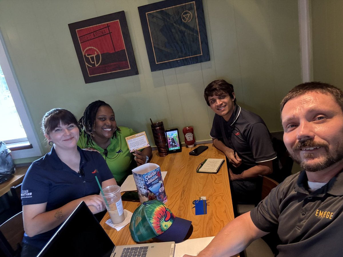 EOP mgr meeting! Celebrating the wins and making plans for the opportunities. 🌶️❤️ #ChilisLove #StriveforFive