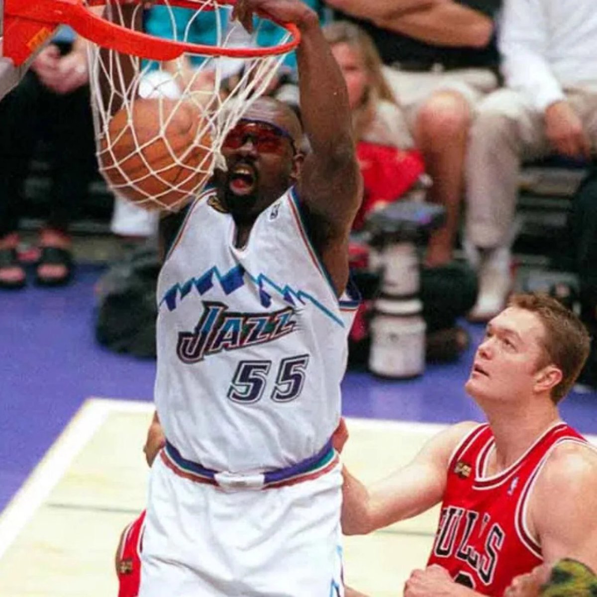 55 DAYS UNTIL JAZZ BASKETBALL

You excited <a href="/AntoineCarr55/">Antoine Carr</a> ?