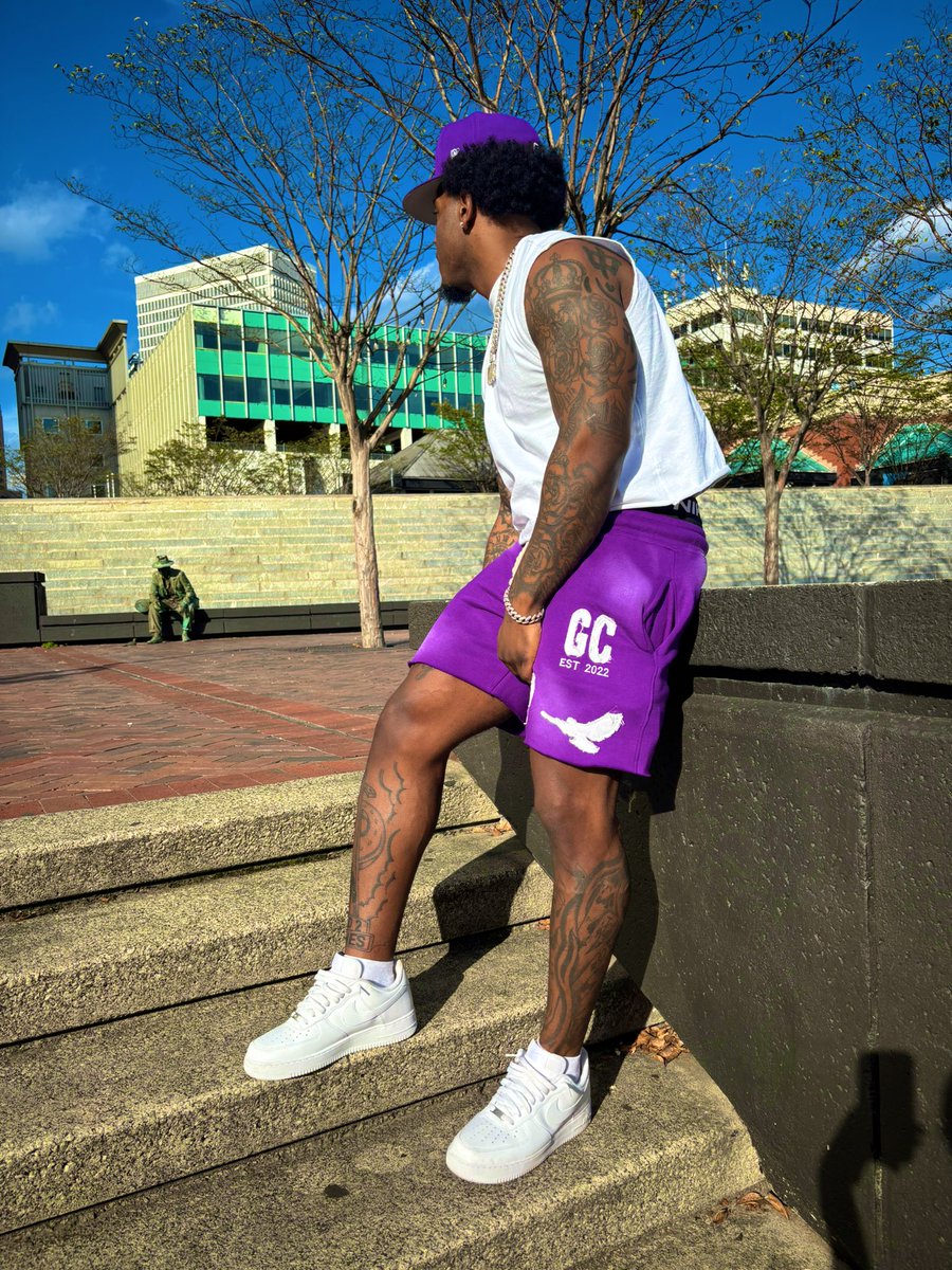 1Way_100K's tweet photo. 🕺🏾 https://t.co/jwYwN6ASTg