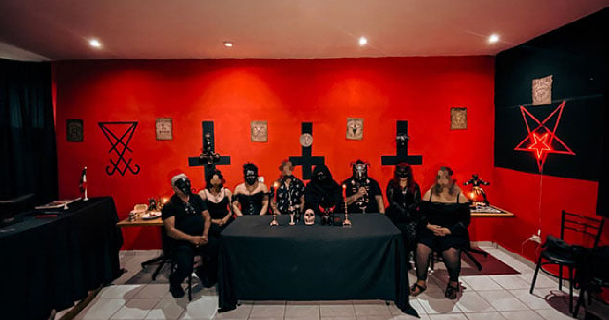 Radio_Zocalo's tweet image. Temen luciferinos a críticas tras noticia de apertura de templo
noticias.radiozocalo.com.mx/675027/
#Saltillo #TemploSatánico