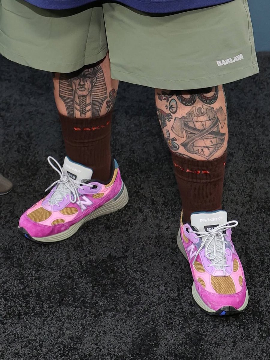 snkrfrkrmag's tweet photo. Bronson's back with another banger 🌋

https://t.co/Ijj2EXH6tu https://t.co/kmUDUIWl4e