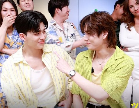 hhammburgers's tweet photo. ทำไมมันฮ๊อพขนาดนั้นกันล่ะคับ5555555555 คือปอนด์ภูวินมองตากันไม่เท่าไหร่ แต่พี่ๆๆคือกลั้นเขินสุด อะไรรรรร โออิชิหวานมาก💚🤟🏻

#โออิชิกรีนทีรู้สึกดีทุกTeaเลยッ
#ออฟฟิศจิตดี
#ปอนด์ภูวินทร์ https://t.co/b8mki6XQYF
