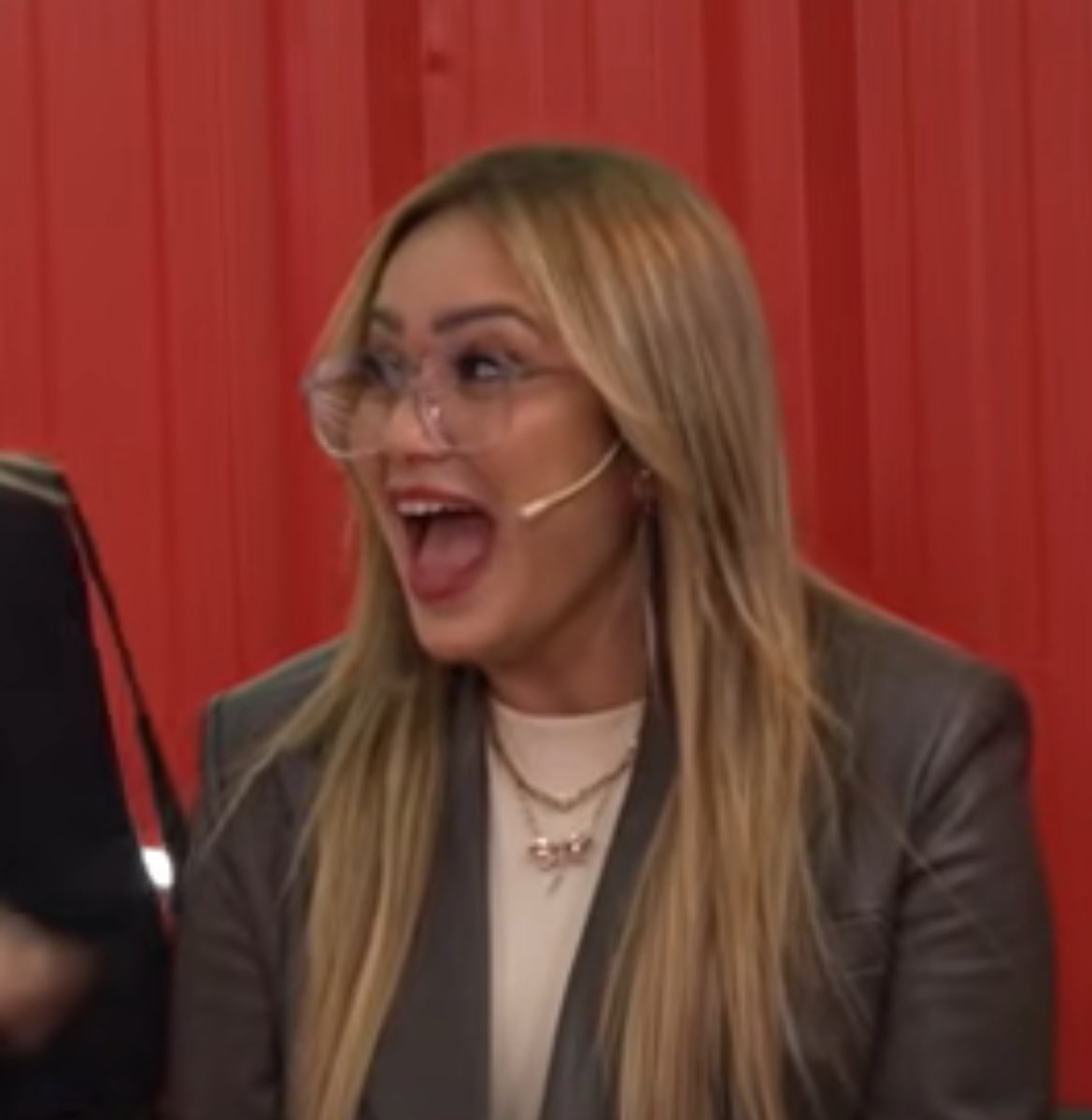 La mejor Couch que tuvo #ElRegreso 
sin dudas!! <a href="/kari_prince/">KARI ♡</a> la rompiste toda,
fue hermoso el poder acompañarte a la
distancia apoyándote y viéndote en cada
programita de este proyecto! 🥹❤️Amé 
tu acompañamiento a cada uno de los 
participantes dándoles consejos. 💗
Te amoo 🫂😭