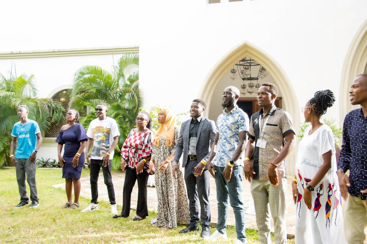 IssaMkenya's tweet image. Day 3 Highlight 
Focusing on #ClimateFinance, #YouthInnovation &amp;amp; #CarbonMarkets — unlocking sustainable solutions, empowering youth-driven ideas &amp;amp; creating opportunities for Africa through green investments. 
@EnviClimateC_Ke @UNFPA
 #YouthClimateAction #LCOYKE2025
 #JKPLCOY