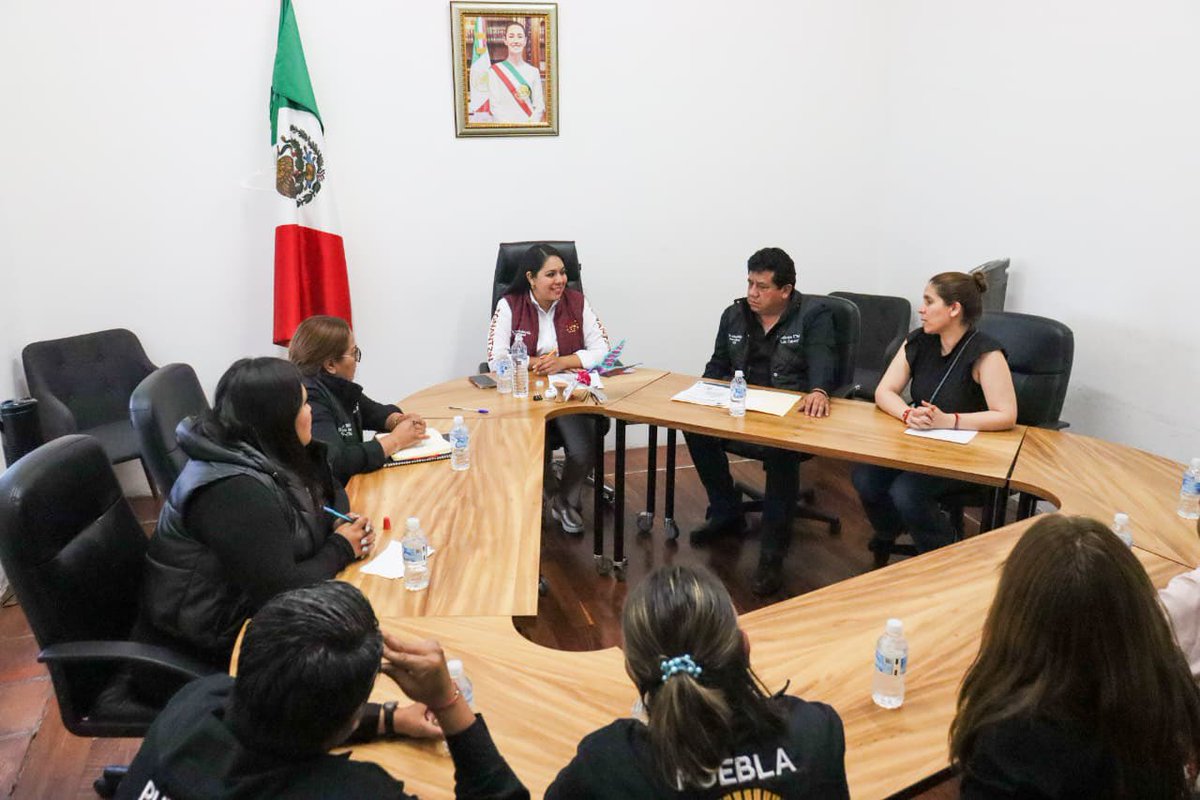 Hoy sostuve una reunión de trabajo 🤝🏻 con el Sindicato Luis Cabrera, en un diálogo abierto y constructivo que nos permite fortalecer la relación entre el gobierno municipal y las y los trabajadores.