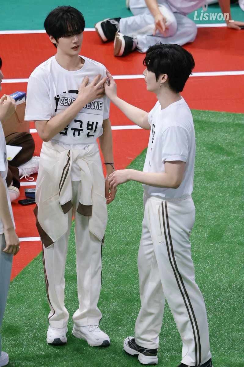 250825 🤍

#RICKY #리키 #김규빈 #제로베이스원 #ZEROBASEONE #Shimkongz #심콩즈