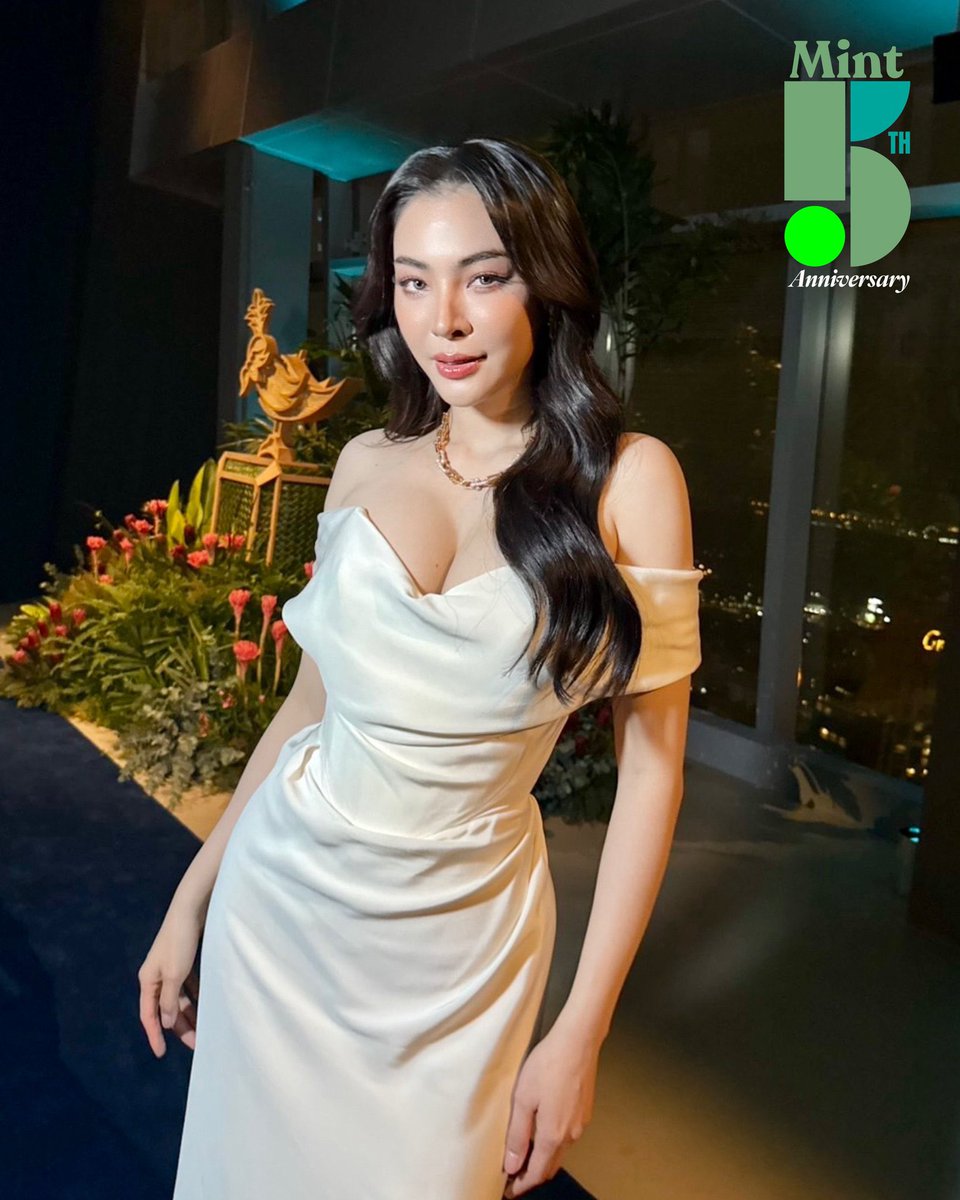 The Key to Failure is to “Compare Yourself with others”

Yoko you have your own unique style and we see your unique beauty

Even Faye has her own Beauty 
Both are beautiful

#FayePeraya #YokoApasra #FayeYoko