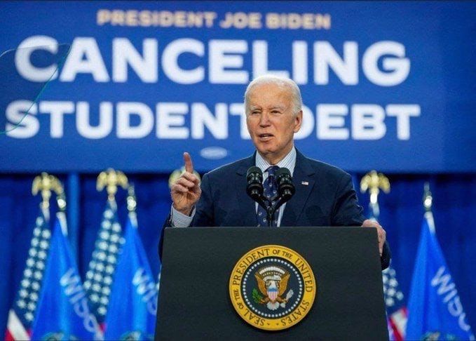 🚨BREAKING: US appeals court blocks all of Biden student debt relief plan ALL OF IT.

Do you support this?
A. YES
B. NO