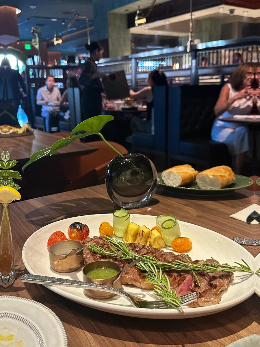 Anneqwertyui's tweet image. Good food must never be wasted.