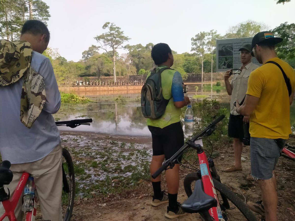 ChhetPoleak's tweet image. Cambodia Cycling Holiday 
Cycling with Poleak Expert Cycling Guide In Siem Reap
1 day &amp;amp; Multi Day Cycling Tour Available Until November 
Book Me: +855 93 437 455 WhatsApp 
#poleak #localguide #cyclingguide #angkorguide #siemreap