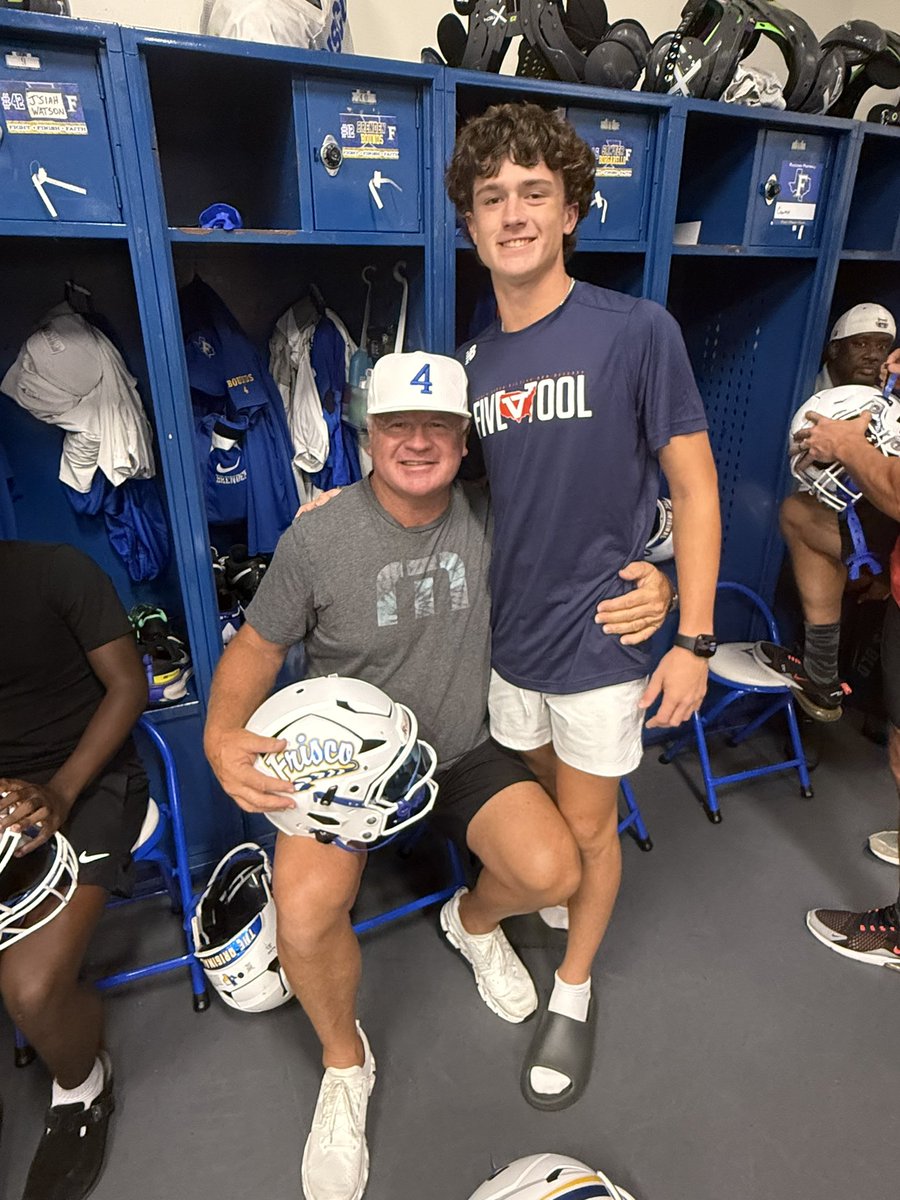 Thanks to <a href="/CoachHarbert/">Jeff Harbert</a> and his <a href="/FHSRACCOONFB/">FRISCO HS FOOTBALL</a> staff for hosting Decals with Dads on the Night before the night before.  Not many of these times left <a href="/bounds_brenden/">Brenden Bounds</a> .  Make the most of them!