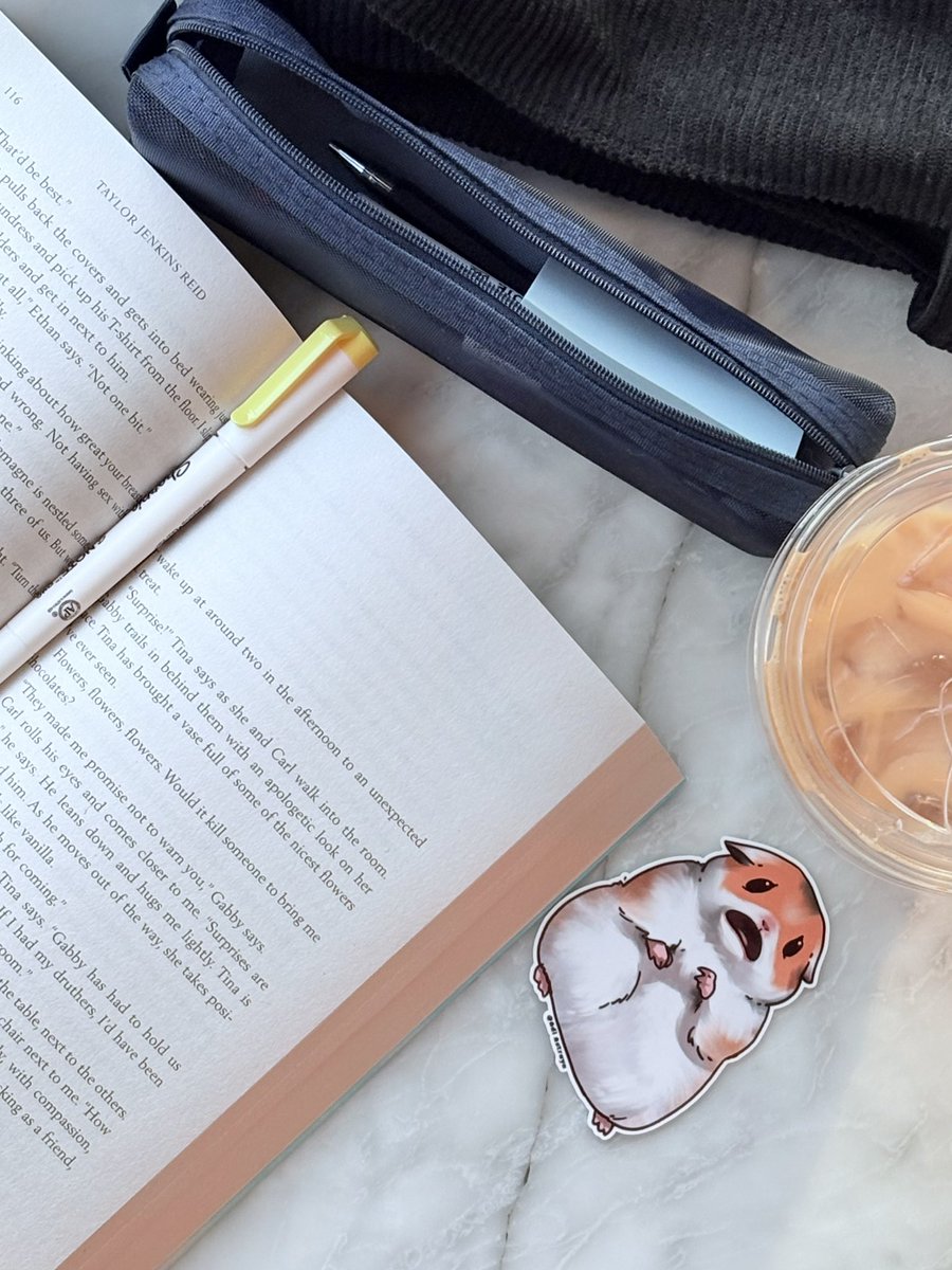 went out and took a mental reset day, and i absolutely fell in love with taking the time for myself („• ֊ •„)