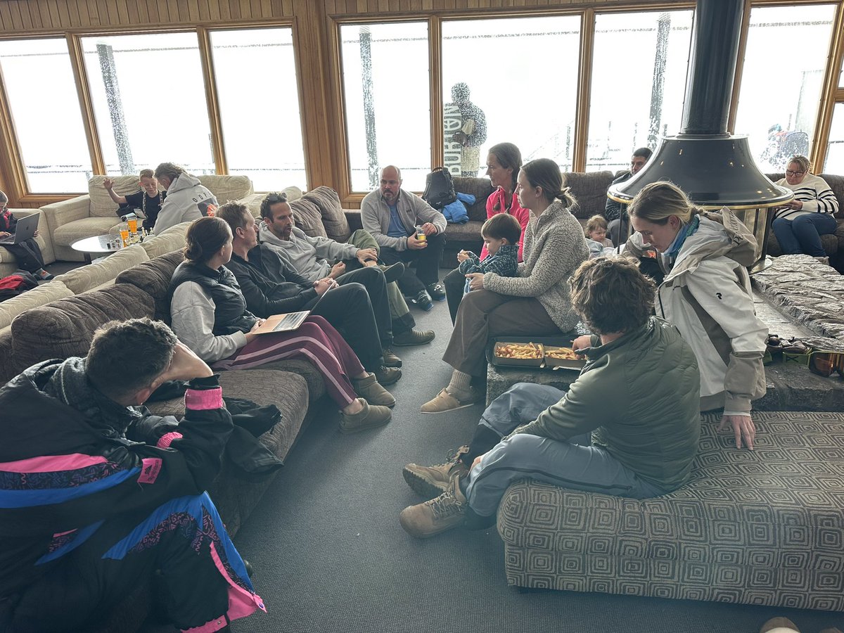 Illawarra and Shoalhaven Head and Neck Anaesthesia Conference 2025

Case Conference – Case Based Discussions (small group sessions)
Facilitators: Dr Franky Dunworth &amp; Dr Kelly O’Shea

<a href="/SouthCoastMedEd/">South Coast Medical Education</a>
