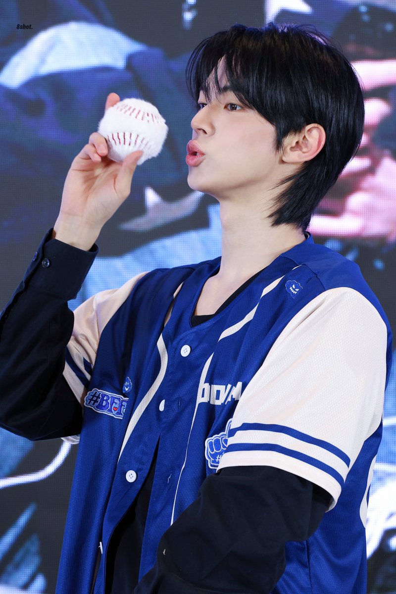 8shotOo's tweet photo. 250825

#투어스 #TWS #도훈 #DOHOON https://t.co/3AXZNUhhx8