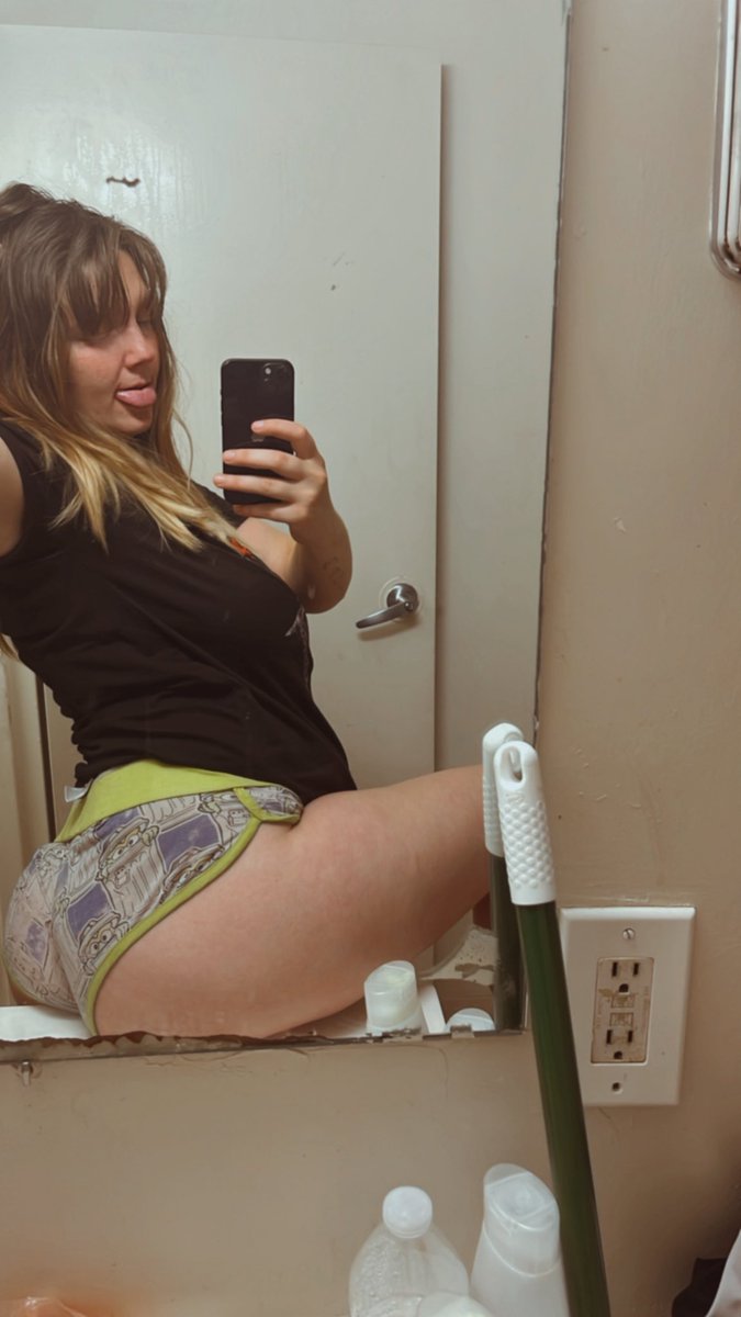 Buy sum baby 😋💖 message meeee 💖💖 #content #booty #sexy #onlyfans #buysomething #cumtome