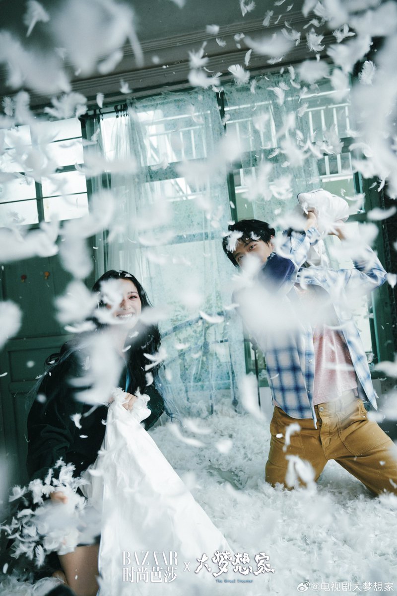 FKShi's tweet photo. Mango TV & Hunan TV upcoming TV Series #ๅคงๆขฆๆณๅฎถ/ #DaMengXiangJia/ #TheGreatDreamer new still photo.
Cast: #ShenYue #WuHanKun #FanShuaiQi #ZengKeLang #ChenShuJun #LiYiNan #WangQing #TaiLe #ChenGuanHong (#DarrenChen) etc
~Weibo 28 Aug 2025~ https://t.co/f4GxRp50J0