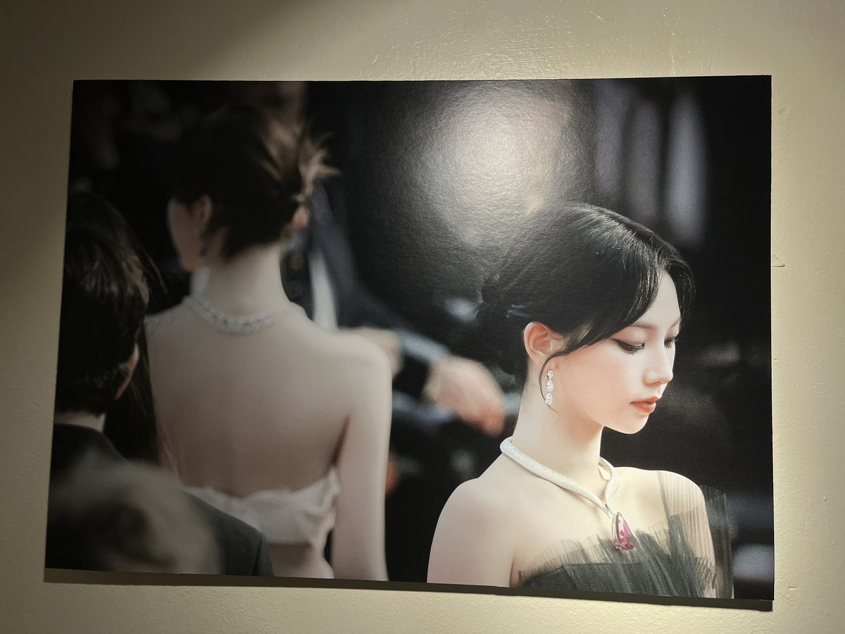 kaljebi411's tweet photo. 썸충분 카페 다녀왔습니당💙
아기자기하고 예쁘게 너무 잘꾸며져있고
그냥 눈돌릴때마다 너무 행복해요🐶🐱
#썸은이만하면충분했다 #SomeDaysAreOver https://t.co/CwAFqhUm2t