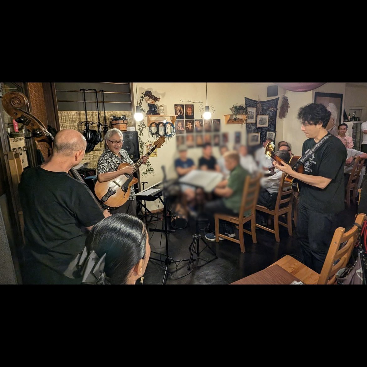 NakanoJazz's tweet photo. 昨夜は井上智&amp;中村新太郎さんDuoを聴きに行きました🎶お二人のインタープレイ素晴らしかったです！
CDを智さんにお渡しできて嬉しかったです！！
来月からのレコ発ライブ是非お越しください‼️
◆9/27(土)大津bochi bochi15:00～
◆10/3(金)大阪グラバー邸19:30～
◆10/11(土)京都Le Club Jazz19:30～ https://t.co/jsHcFhN2TY