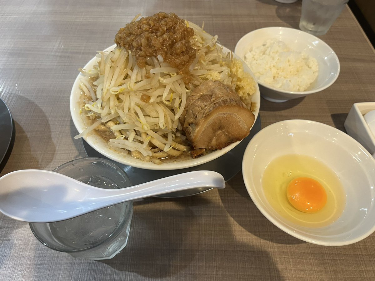 【ニンニクマシマシ⭐︎】 ニンニクGメン マシマシ - 田町/ラーメン | 食べログ