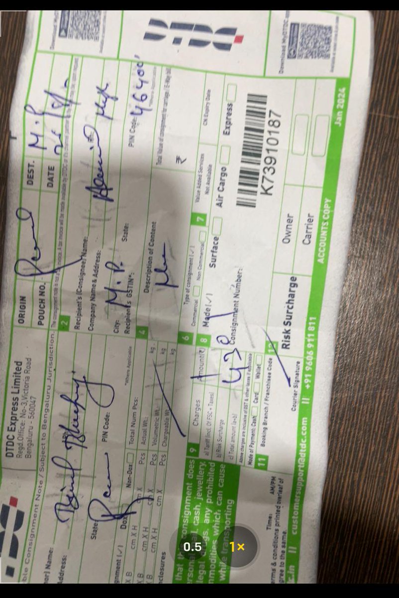 Indiaarvind's tweet photo. A consignment was booked for Vidisha from Ranchi on 25th Aug. But dramatically it was delivered to Munger. Plz do needful @DTDCIndia https://t.co/D2hIAjKB8x