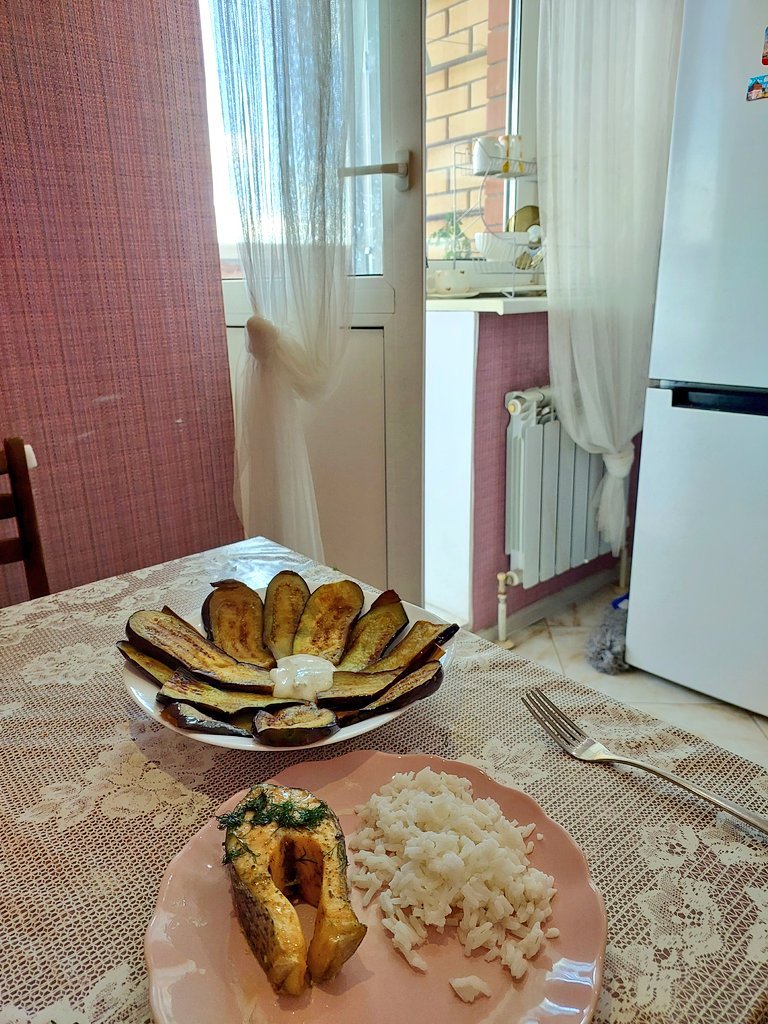 А теперь ты будешь со мной встречаться?