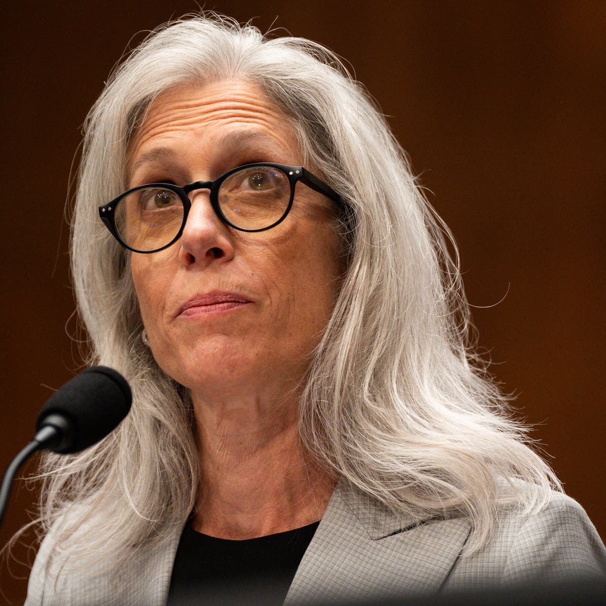 ❗️🇺🇸 La directrice des <a href="/CDCgov/">CDC</a> (l'agence de santé publique américaine) Susan Monarez est virée de son poste par la Maison-Blanche, quelques semaines à peine après sa nomination.

D'après les médias américains, elle aurait refusé de s'engager auprès de Robert F. Kennedy Jr. à