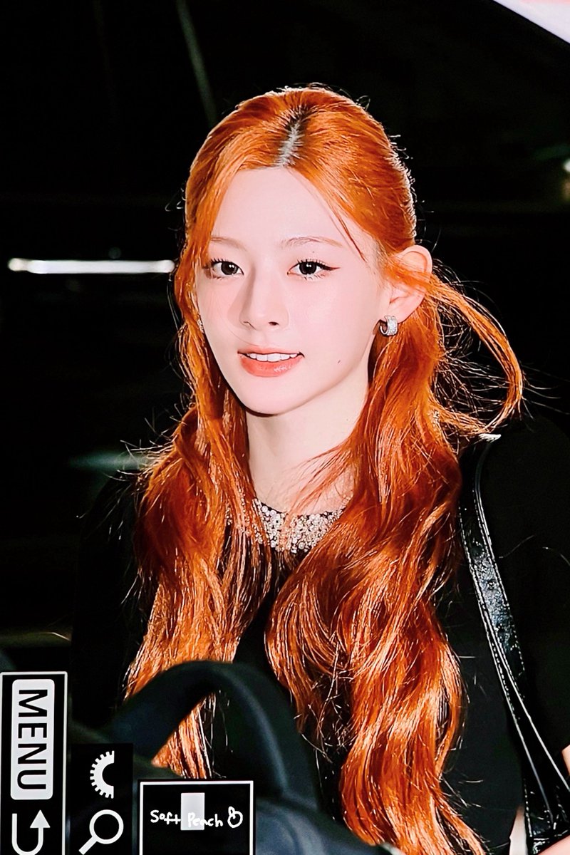 soft peach tweet media