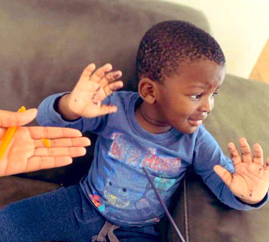 The way I love my woman I can't allow her carry pregnancy for nine months and yet we have a house maid in our house😏