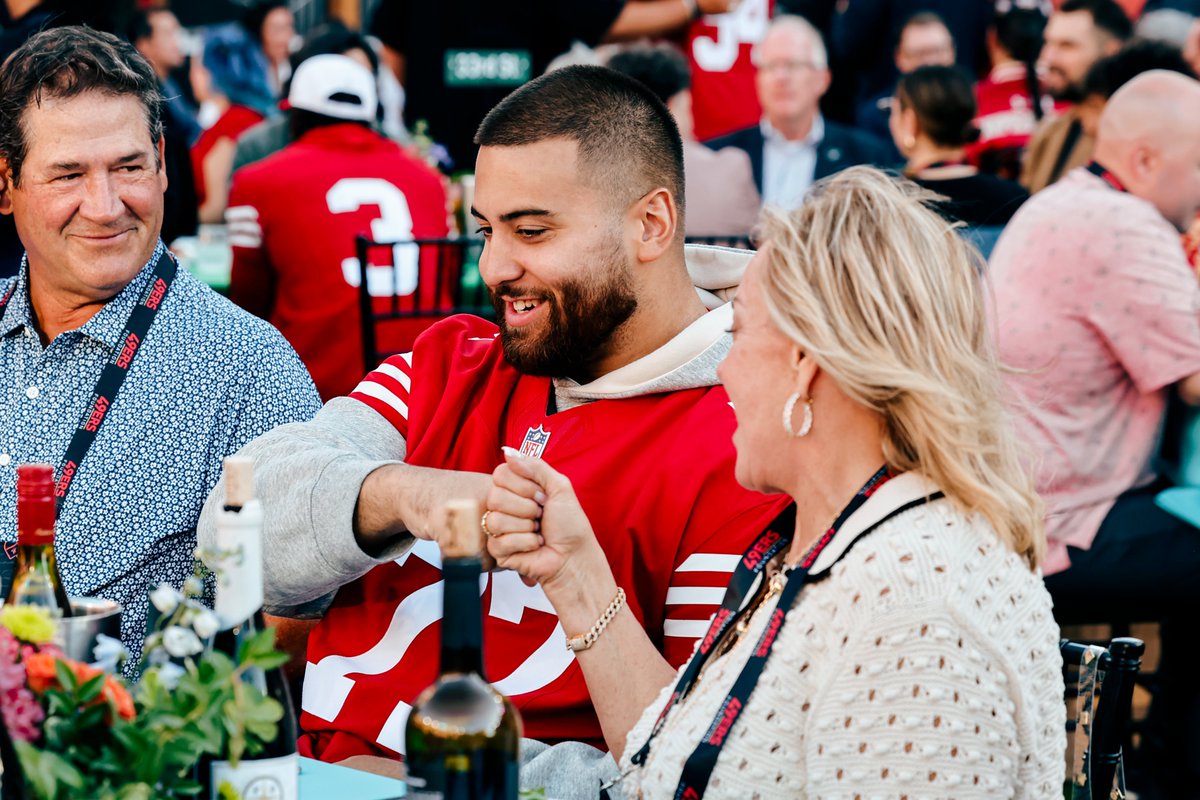 49ers's tweet photo. Tonight, we hosted a Players for a Purpose Block Party to benefit the Bay Area Youth hitting a new record of $1.4M raised 👏

@49ersFoundation | #FTTB https://t.co/OrEH5sgHi3