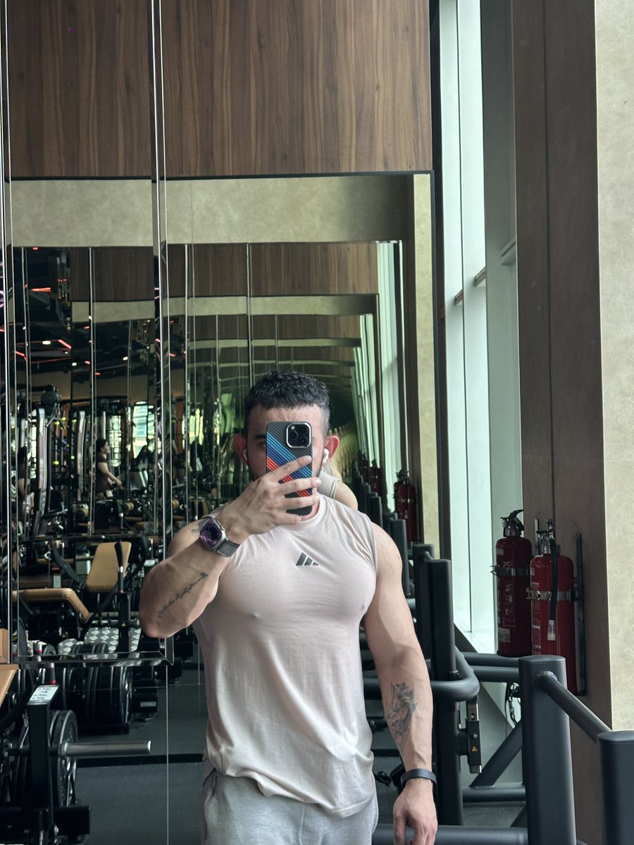 jalolasad's tweet photo. #gymmotivation https://t.co/PxkxD70ltJ