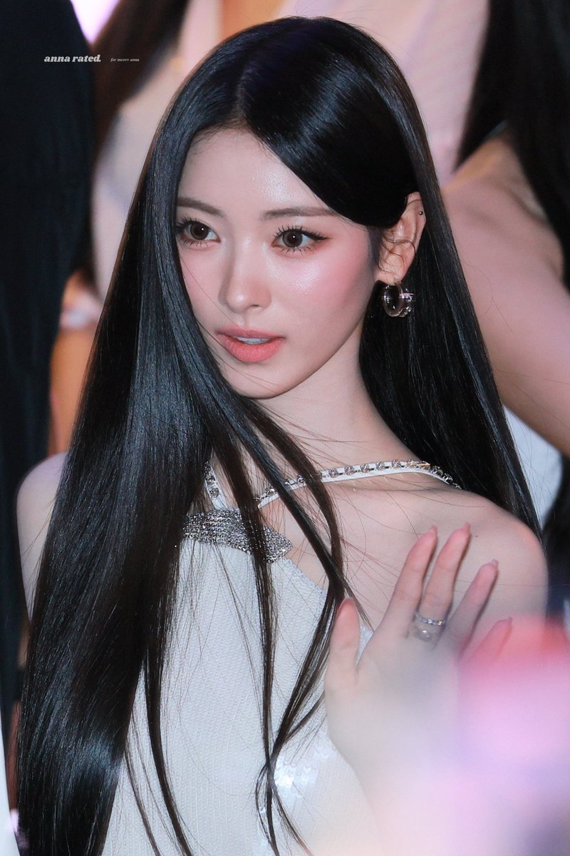 💎🤍 #ANNA #안나 #アンナ #田中杏奈 #MEOVV #미야오 #ミヤオ