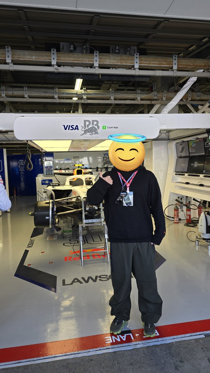 KiriToLy tweet media