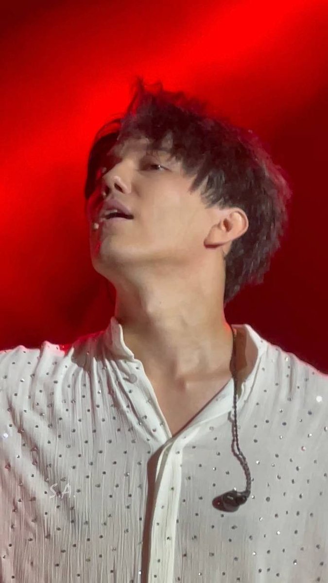 Rozaliya 🇰🇿🌹#FlyAway (@rozaliy10957677) on Twitter photo <a href="/Francesco386122/">Francesco 🇮🇹</a> Dimash ha un carisma naturale, è affascinante, unico e talentuoso.
DIMASH CONCERT NEW YORK
#StrangerTourAmerica <a href="/Francesco386122/">Francesco 🇮🇹</a> Dimash ha un carisma naturale, è affascinante, unico e talentuoso.
DIMASH CONCERT NEW YORK
#StrangerTourAmerica