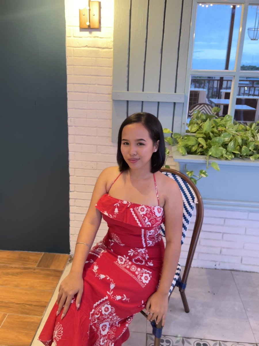 kinslettt's tweet photo. 💋 https://t.co/SaDeNVB5JA