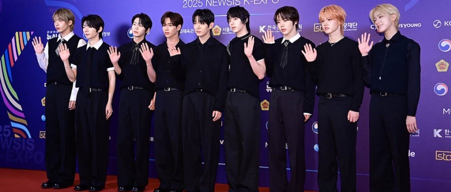 kbgmedia's tweet photo. #AHOF at the red carpet of 2025 NEWSIS K-EXPO today https://t.co/brTUjLmm5e