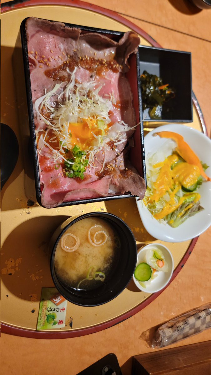 今日のお昼
ローストビーフ御膳
 #ランチ