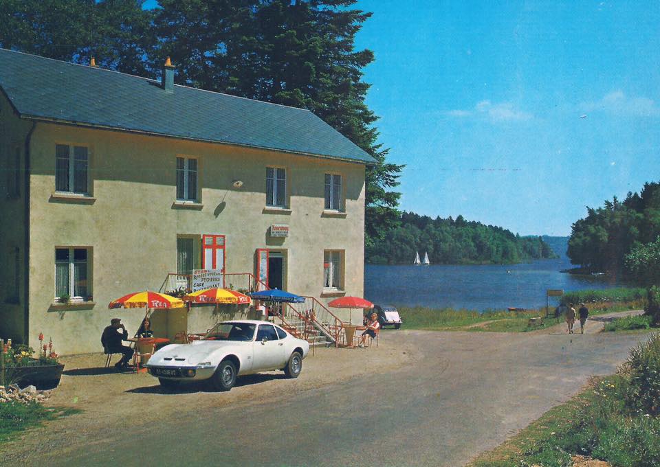 Rétro cars voiture de sport 🚘 au Lac des Settons (Nièvre 58)